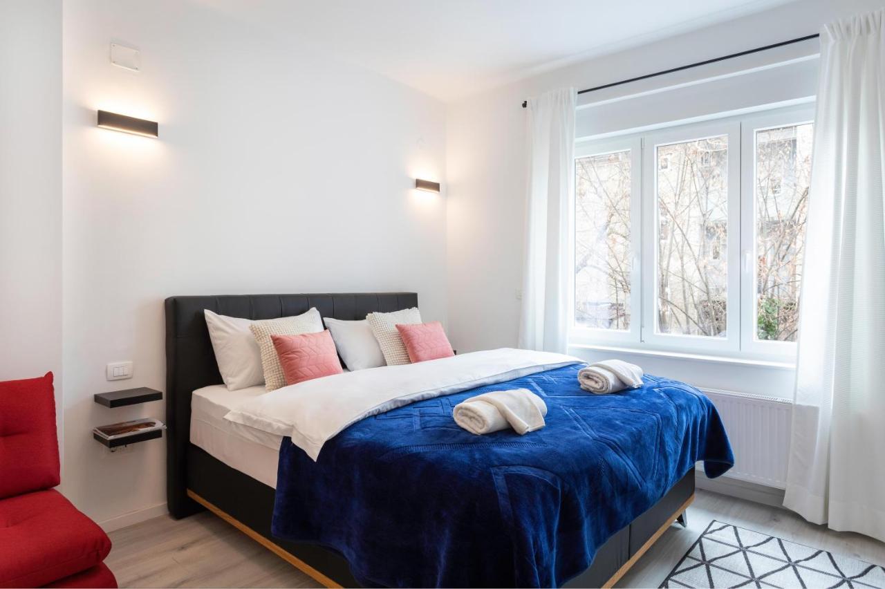 شقة Design Triplex In The City Center With A Balcony زغرب المظهر الخارجي الصورة