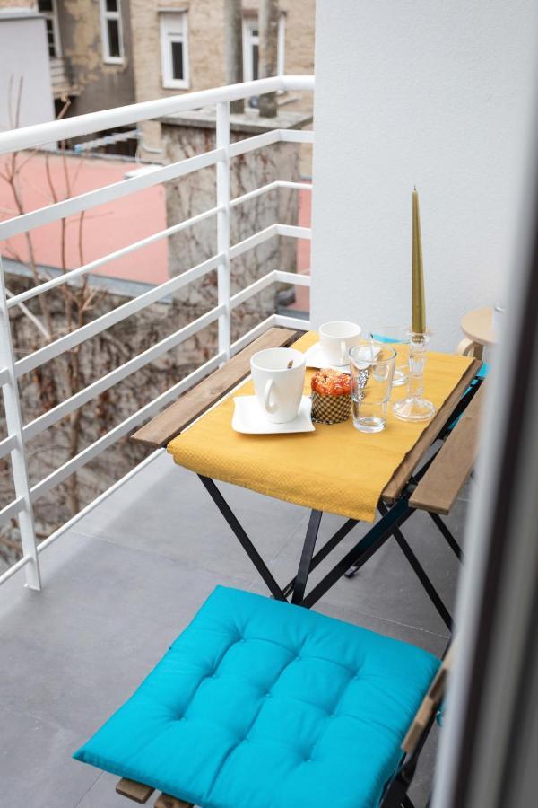 شقة Design Triplex In The City Center With A Balcony زغرب المظهر الخارجي الصورة